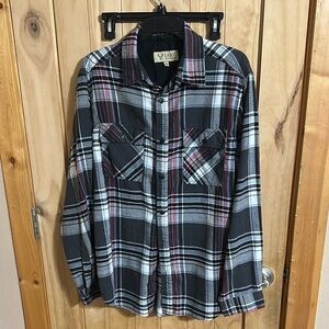 1897 Black and White Plaid Button-Up Shirt With Red Accent